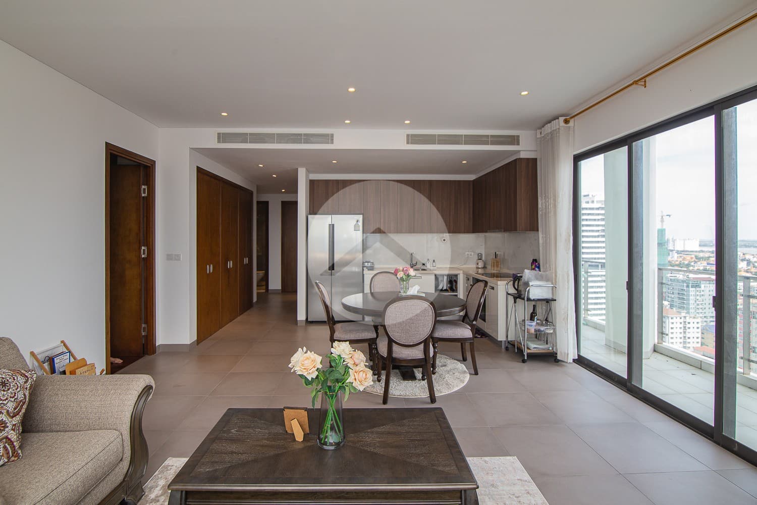 3 Bedroom Condo For Rent - Embassy Central, BKK1, Phnom Penh