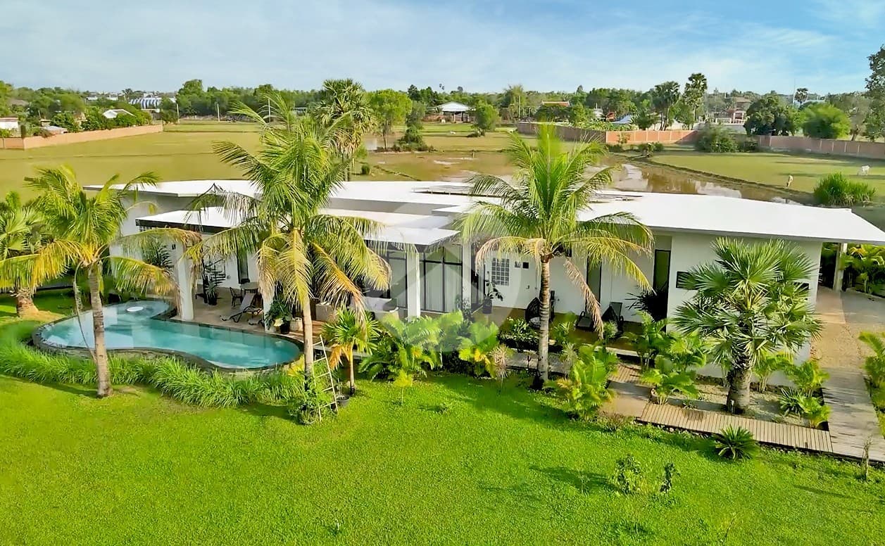 7 Bedroom Luxury Villa For Sale - Sambour, Siem Reap